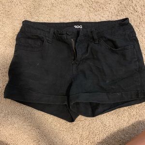 black jean shorts
